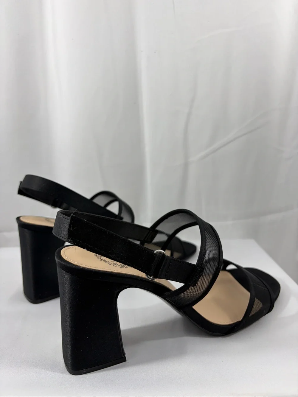 NWT I. Miller Women’s Size 7 Mesh-Strap Black Block Heels